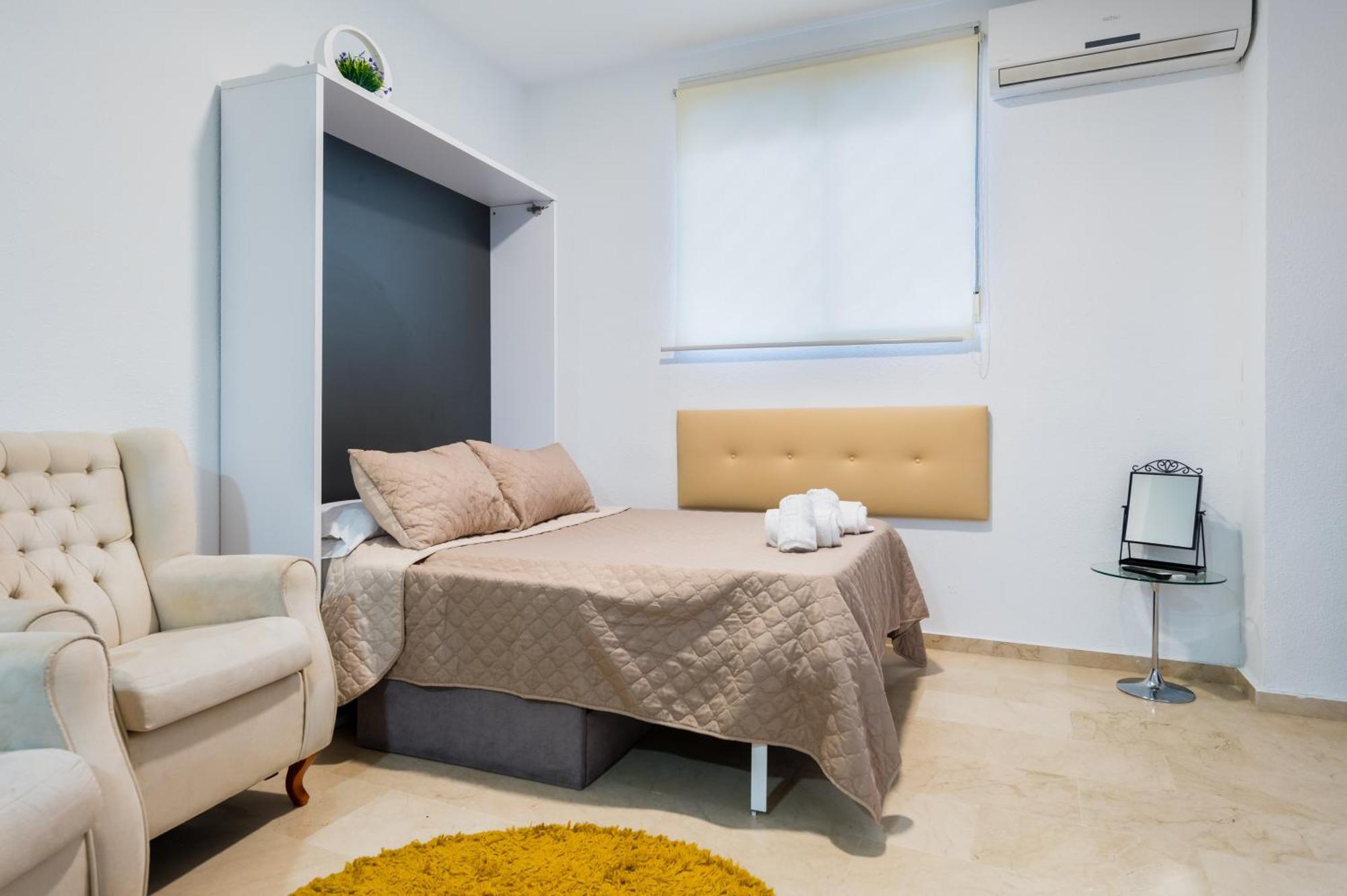 Estudio Triana Salado A Apartment Seville Exterior photo