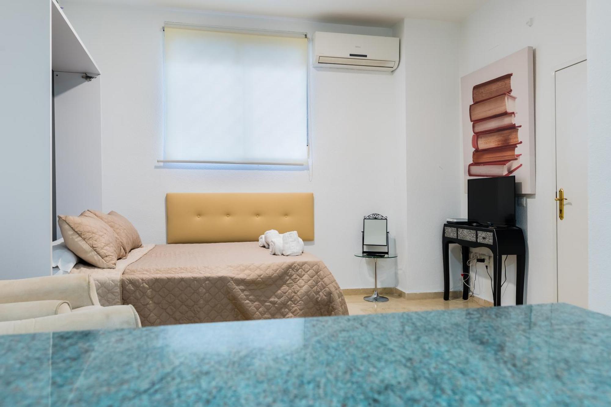 Estudio Triana Salado A Apartment Seville Exterior photo